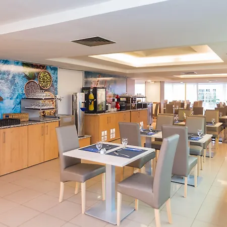 Costa Malaga - Adults Recommended - By Pierre & 4* 토레몰리노스