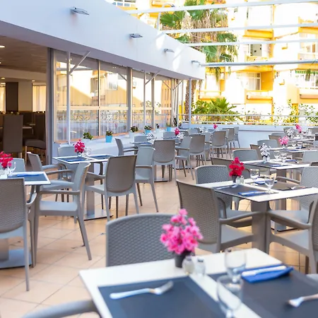 Costa Malaga - Adults Recommended - By Pierre & 토레몰리노스