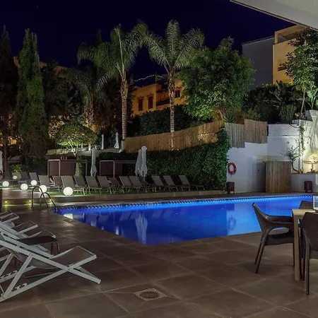 Costa Malaga - Adults Recommended - By Pierre & 4* 토레몰리노스